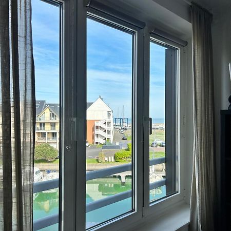 La Marina-Studio, Vue Mer Avec Balneo Deauville Exterior foto